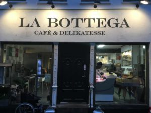 La Bottega Café og Delikatesse facade