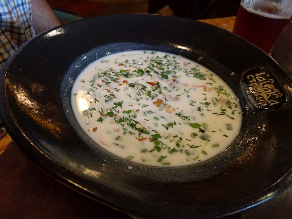 Agurkesuppe med hvidløg