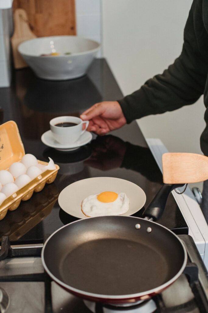 Morgenmad med æg og grønt