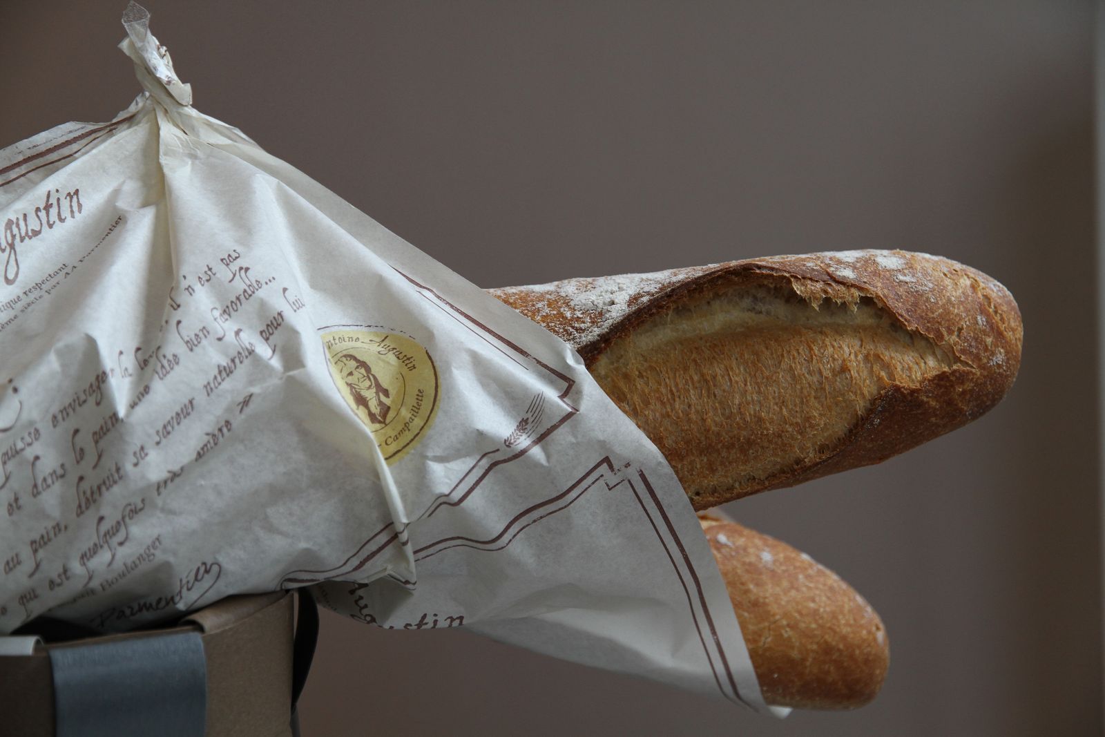 Sprøde hjemmebagte baguettes