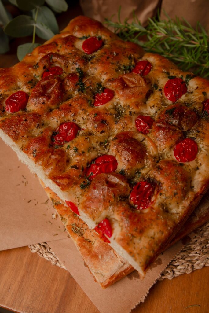 Rustikt no knead-brød med sprød skorpe