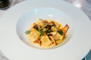 Champignonfyldte rødspætter