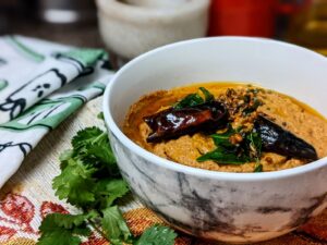 Hjemmelavet chutney på glas