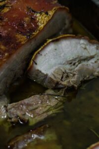 Flæskesteg med sprød svær