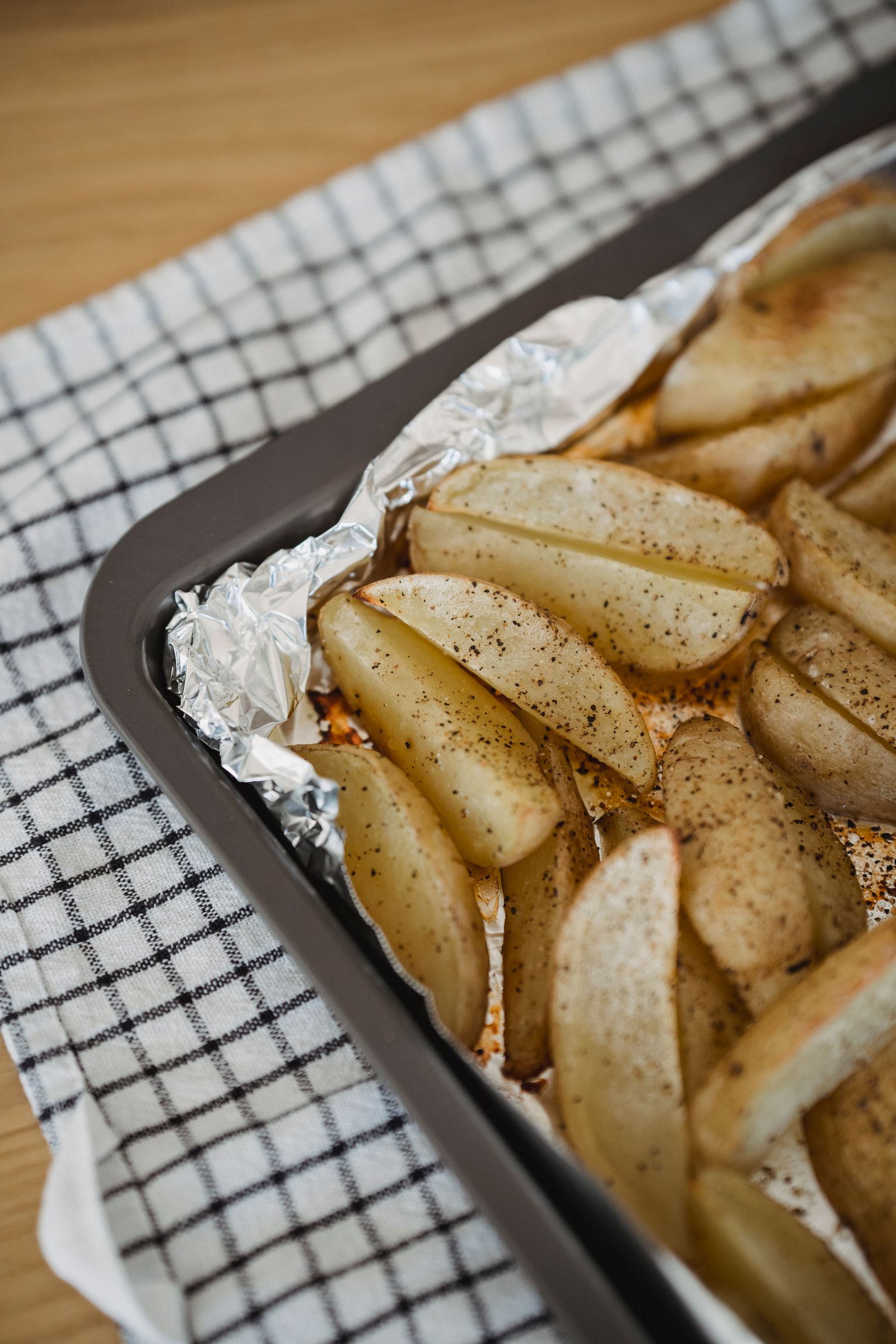 Bagte foliekartofler med fyld