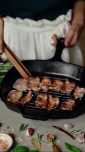 Grillpande med striber på kød