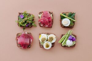 Lun hjemmelavet leverpostej med bacon og champignon