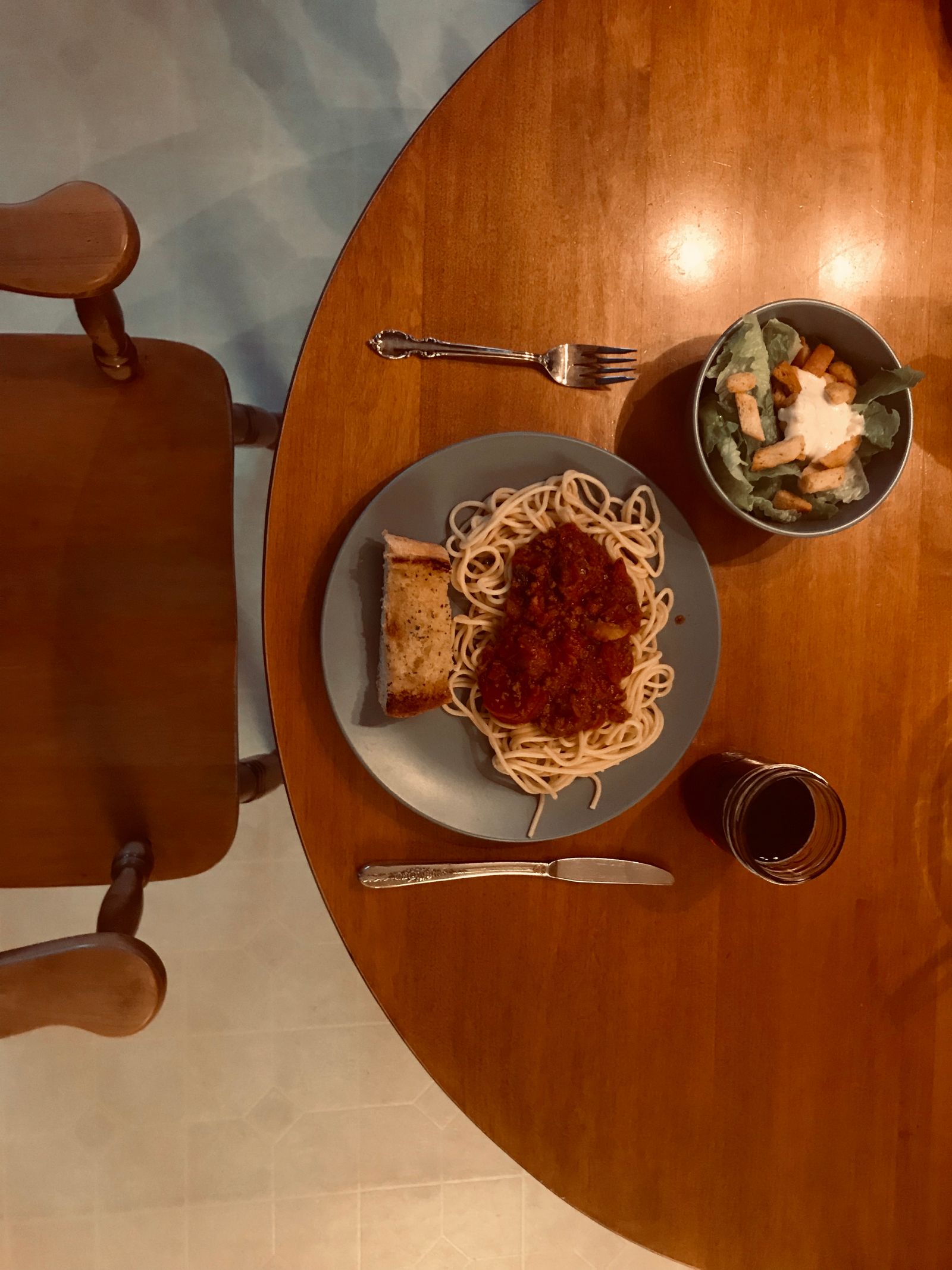 Pastaret med tomat og parmesan