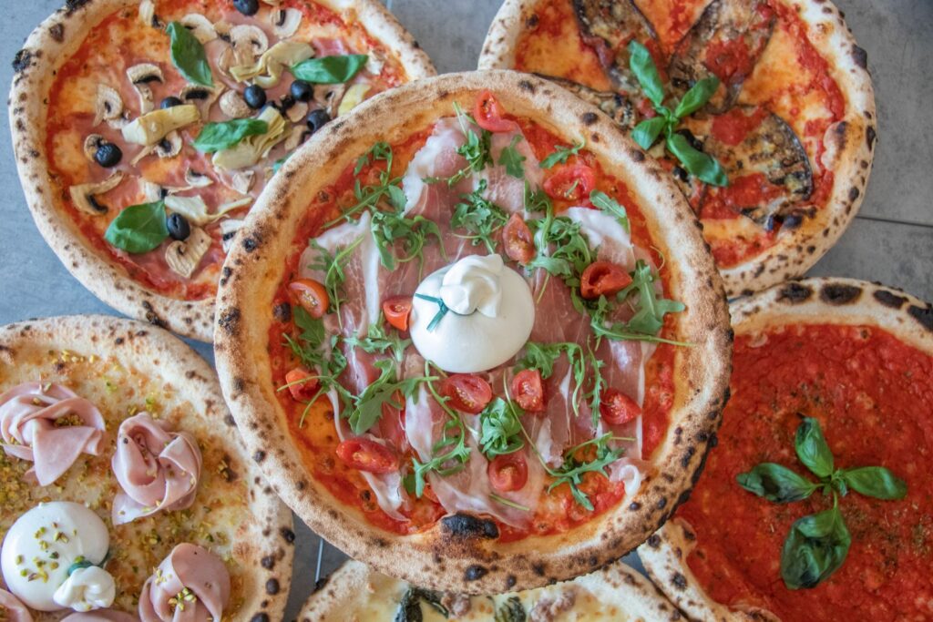 Oval pinsa med frisk topping