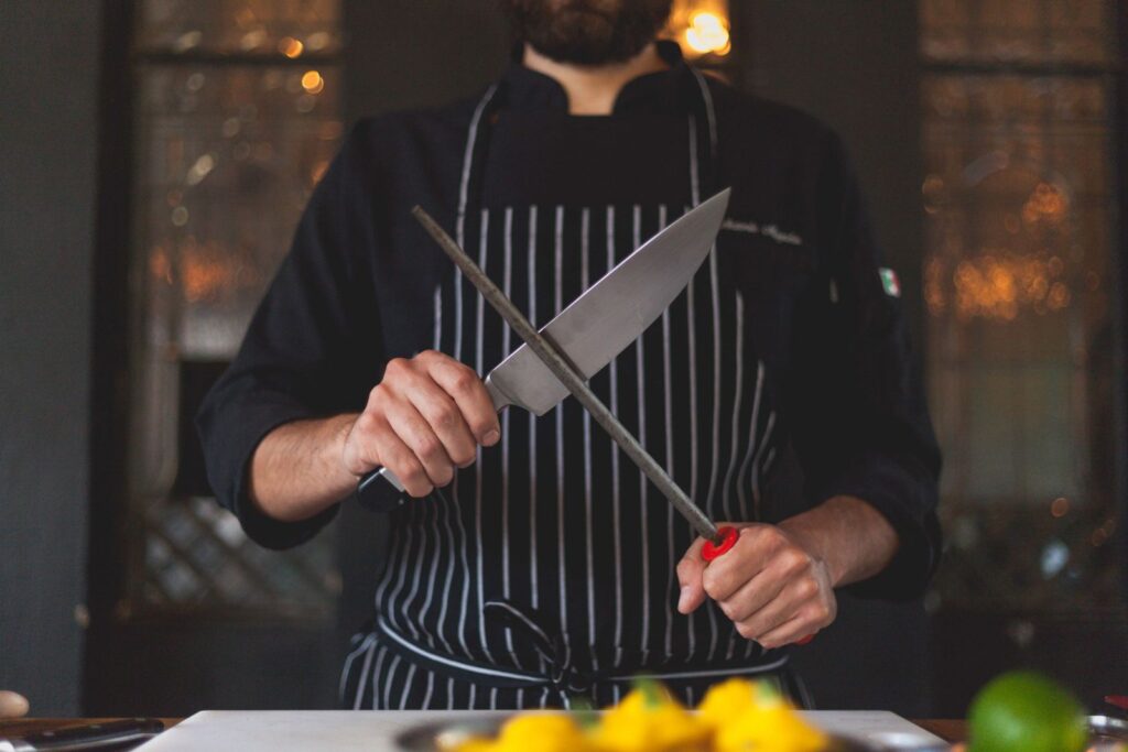 Santoku og kokkekniv side om side
