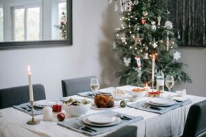 Waldorfsalat med æble, selleri og valnødder